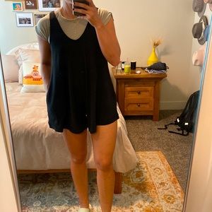 Romper with pockets on both sides! Gently worn